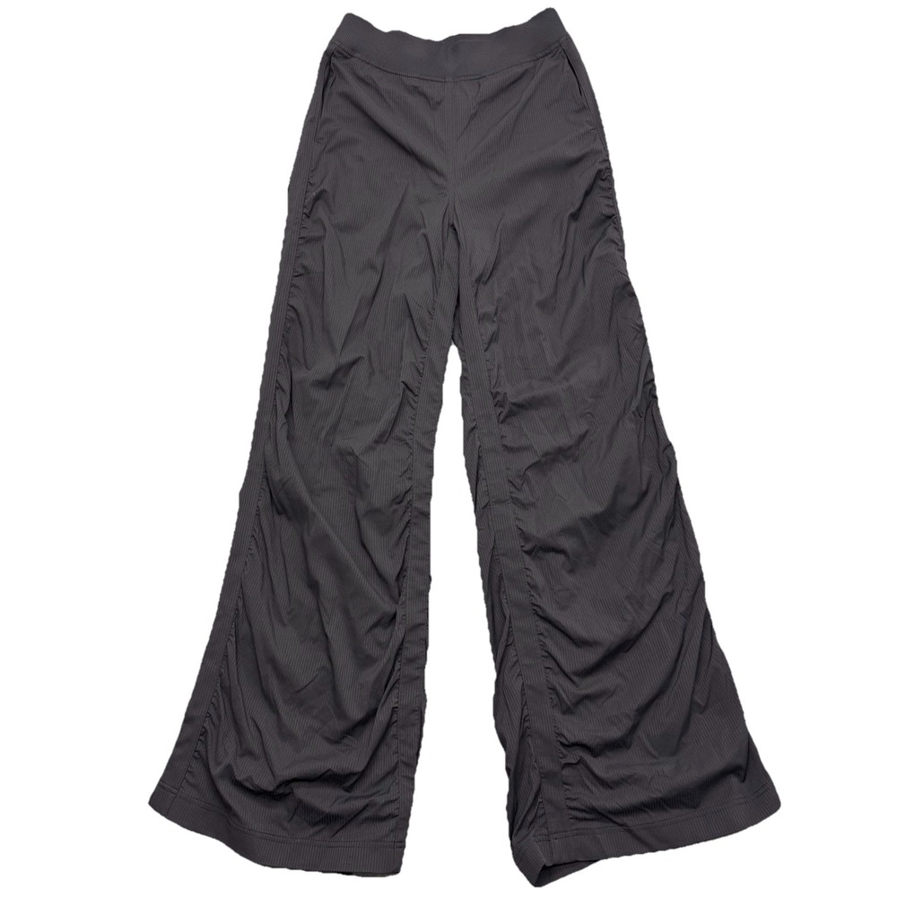 Lululemon Women's Ruched High Rise Wide Leg Pant Black Size Small Stretch Active
